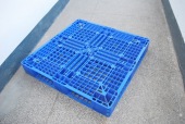 1111倉(cāng)庫碼垛塑膠卡板 